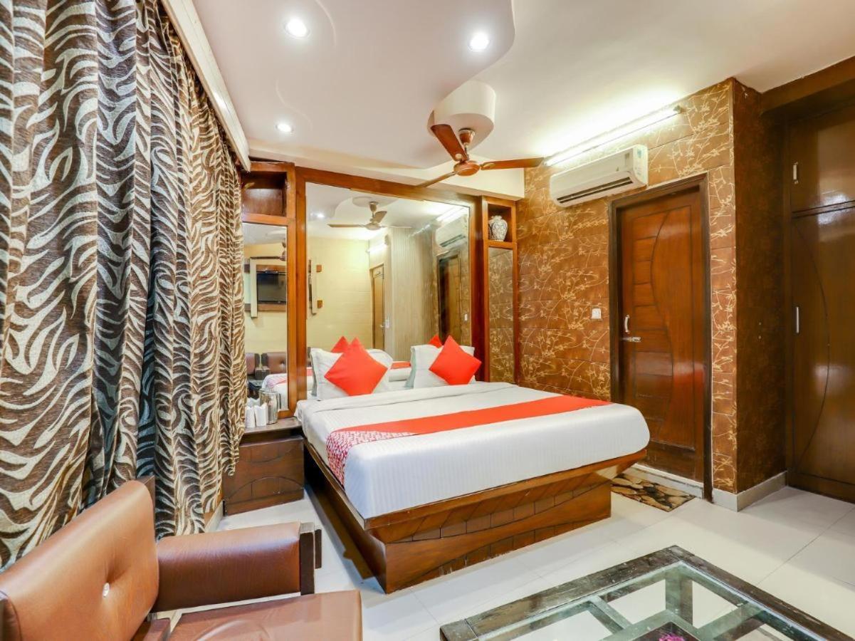 Hotel Roma Deluxe New Delhi Extérieur photo